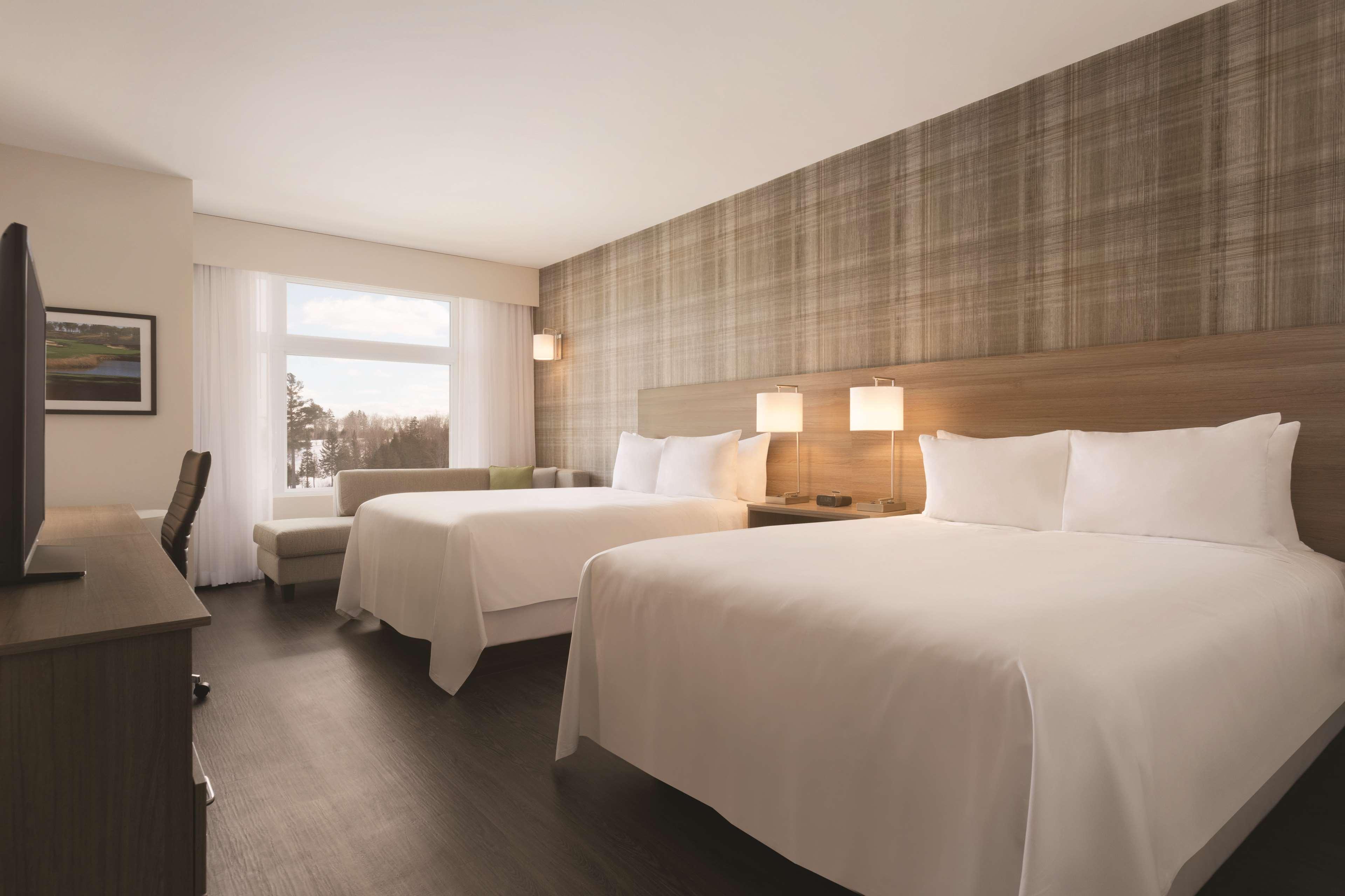 Radisson Kingswood Hotel&Suites, Fredericton Exterior foto